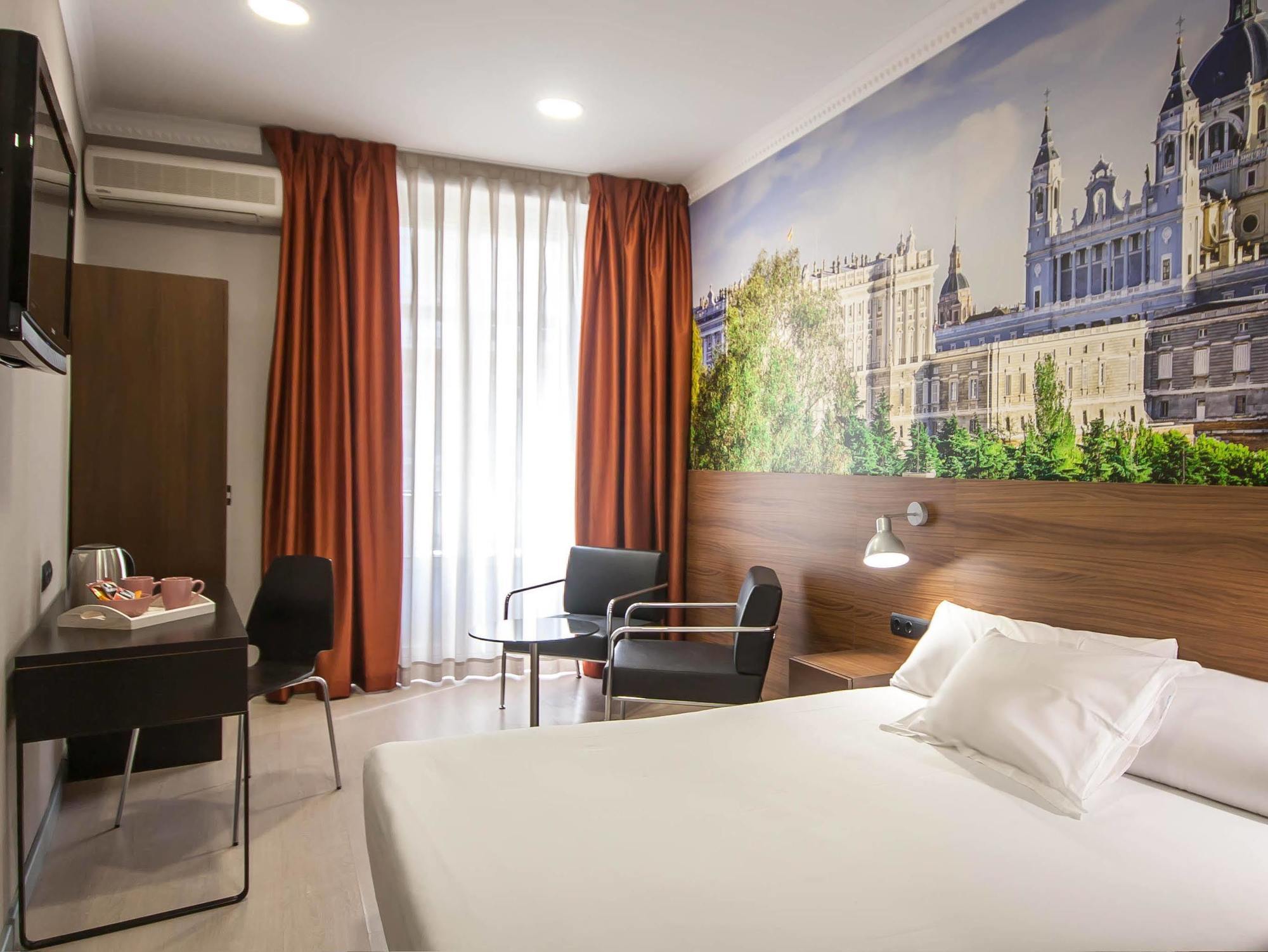 Bypillow The Citadel Madrid Buitenkant foto
